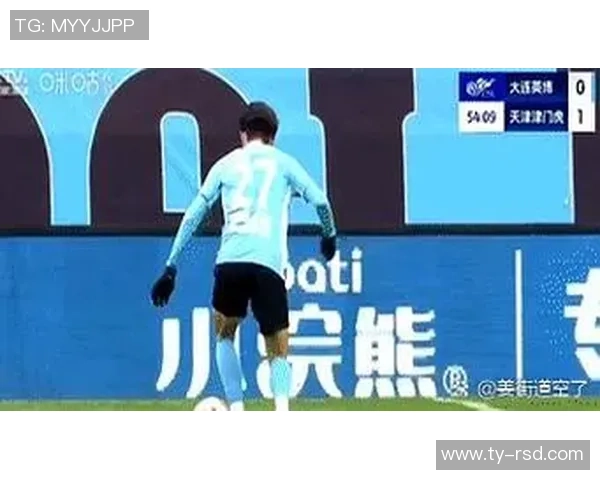 足球球星过人技巧深度解析与关键动作剖析 足球球星过人技巧深度解析与关键动作剖析