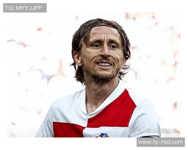 亚洲足球十大传奇球星退役:从绿茵场到新人生的精彩转变 亚洲足球十大传奇球星退役:从绿茵场到新人生的精彩转变